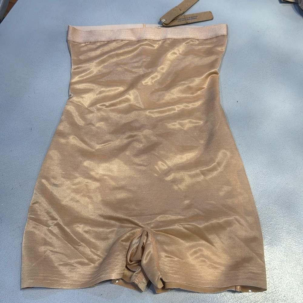 Skims sheer under the bust shapewear!
